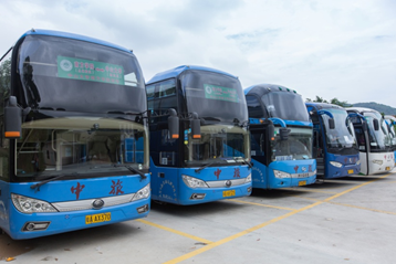 5d6f40bbb4321.png 20 中旅车队整齐待发.png