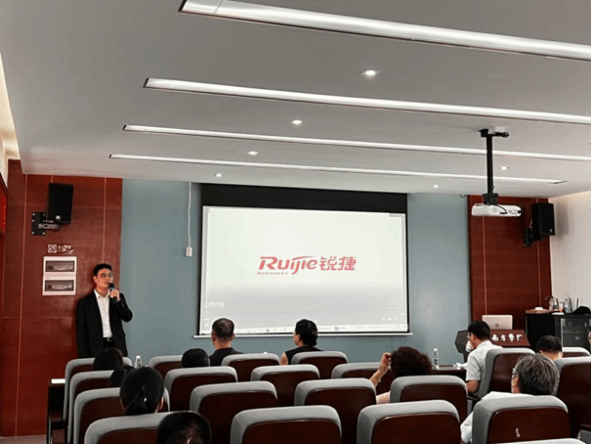 williamhill中国官网