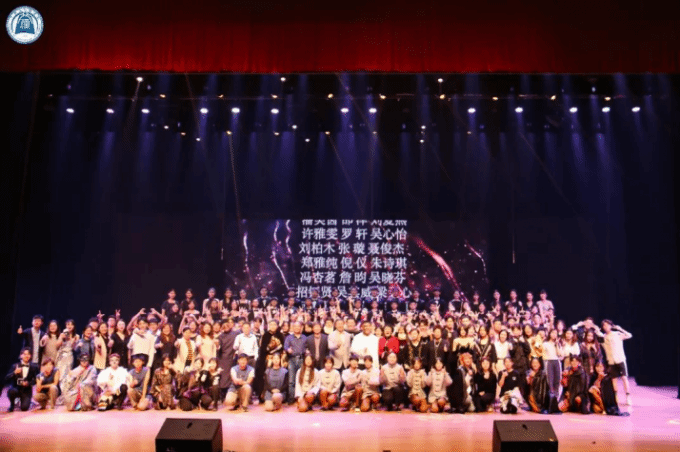 5dfc3336c165f.png 21.png