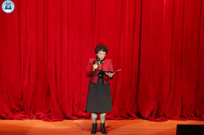 5dfc3133af144.png 2.png