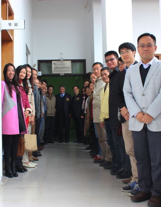 573009fd3953b.jpg ba58.jpg