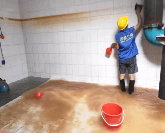 5d6f3b258840b.png 8 供水池清洗.png