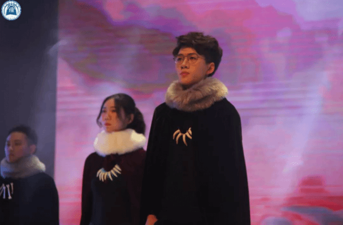 5dfc32d9c177c.png 17.png