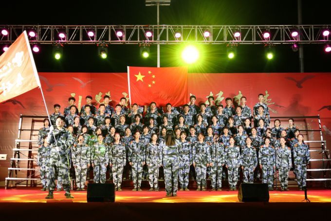 5d9063cf03d5c.jpg 会计.jpg